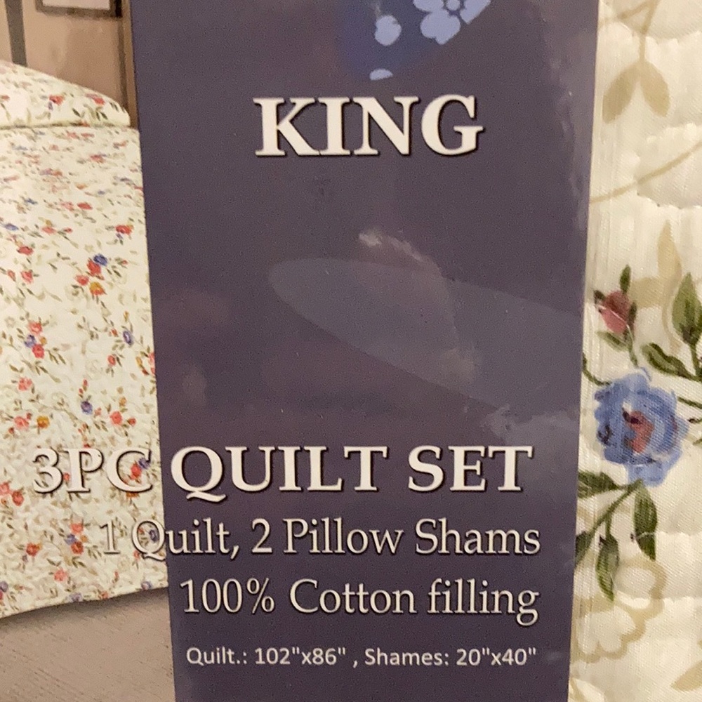 Hotel at home 3pc Quit mauve and blue flowers set King size include shams - Picture 3 of 4